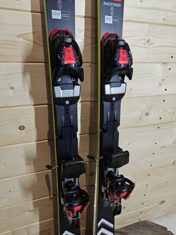 LYŽE VOLKL RACETIGER SL WORLDCUP JR FIS 150CM --MODEL 2024--